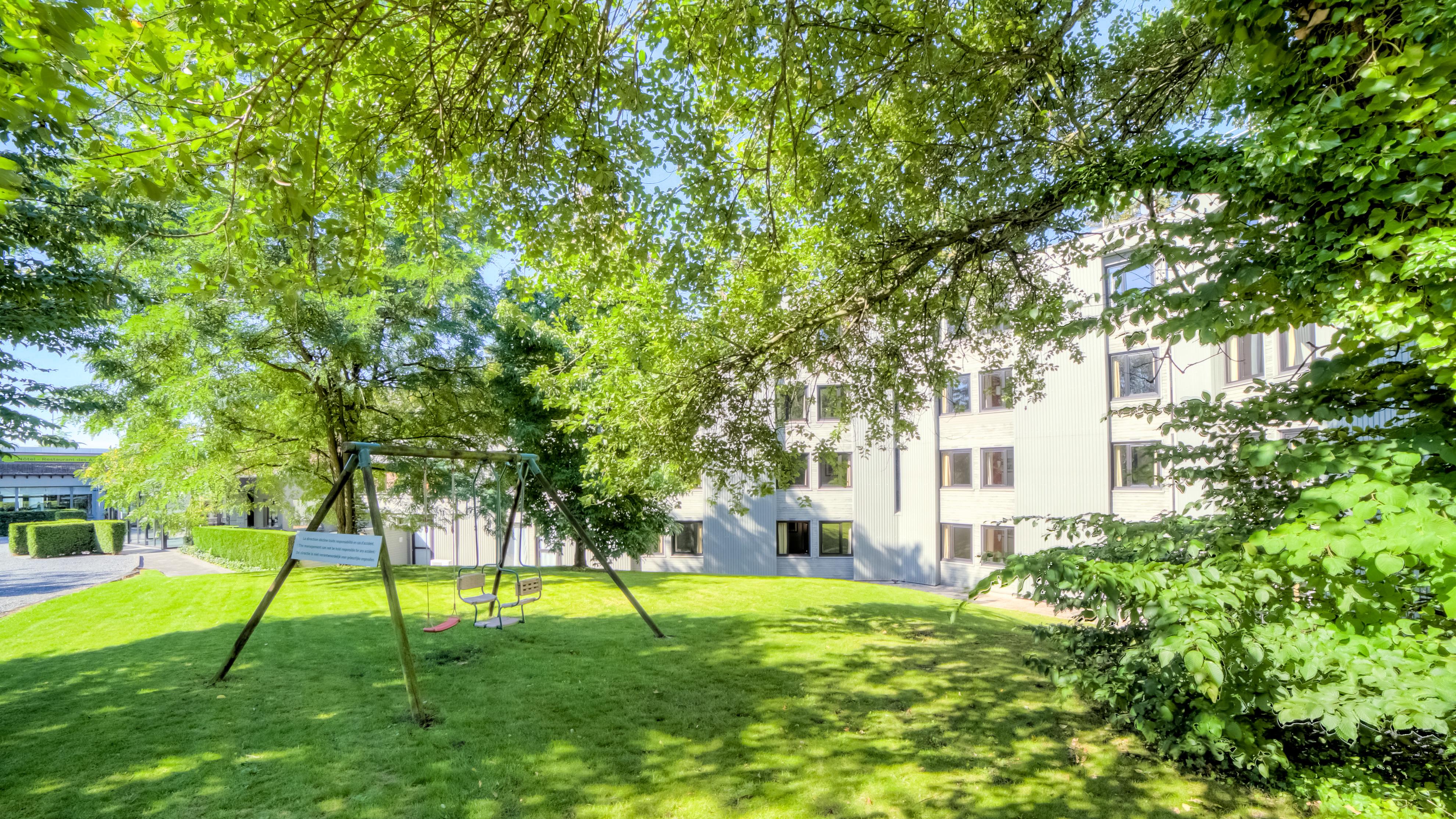 Logis Hotel Restaurant Des Acacias Lille Neuville En Ferrain Невиль-ан-Феррен Экстерьер фото