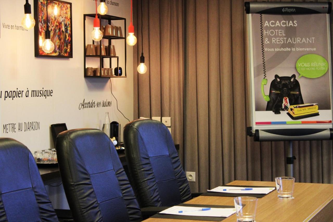Logis Hotel Restaurant Des Acacias Lille Neuville En Ferrain Невиль-ан-Феррен Экстерьер фото