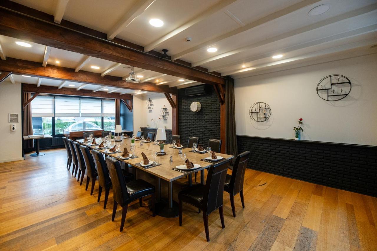 Logis Hotel Restaurant Des Acacias Lille Neuville En Ferrain Невиль-ан-Феррен Экстерьер фото